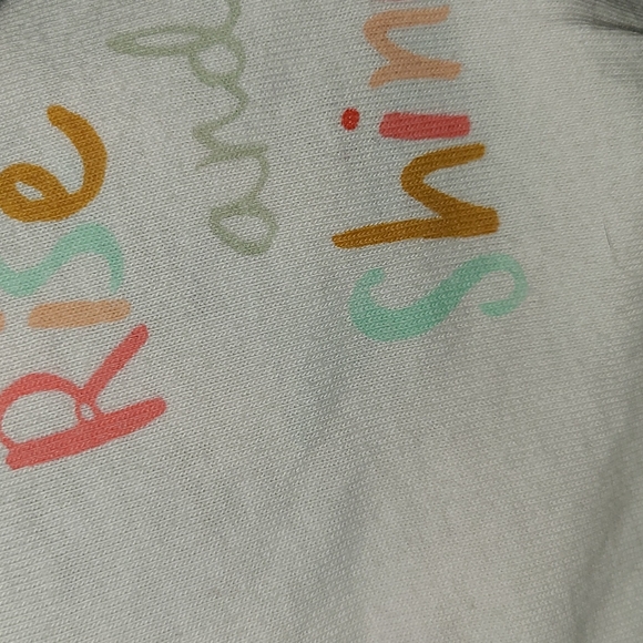 (4) Bodysuits 3-6m - Picture 8 of 9